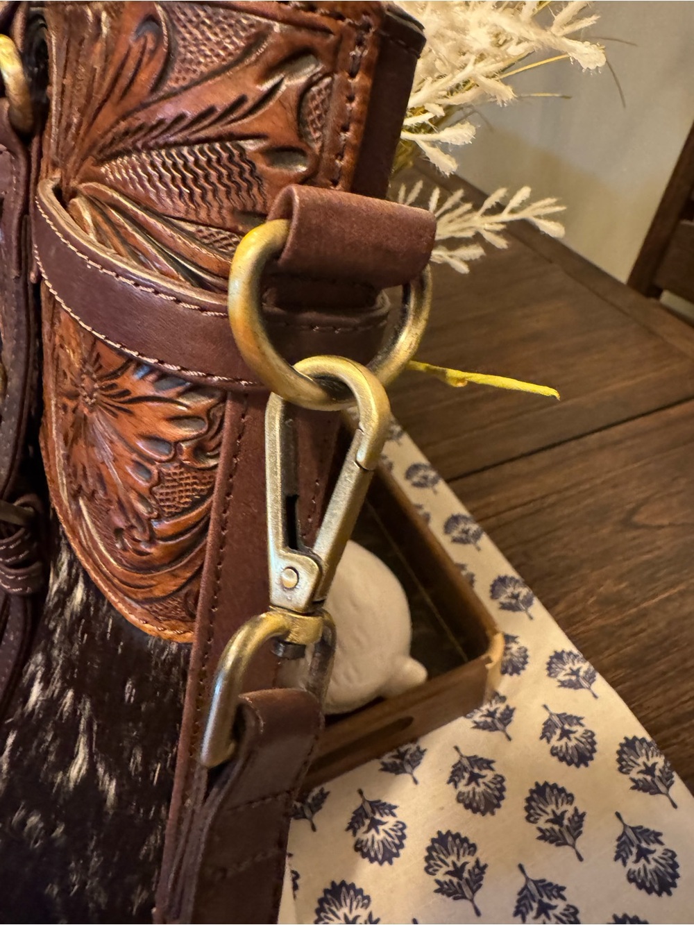 American Darling Cowhide Tooled Leather Concealed Carry Tote Bag - NWT !!! - Picture 11 of 15